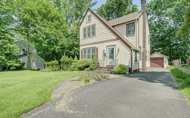 21 Coleman Terrace, Tenafly